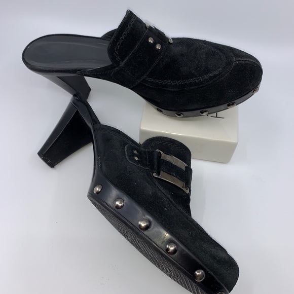 Stuart Weitzmnn suede - Picture 5 of 8